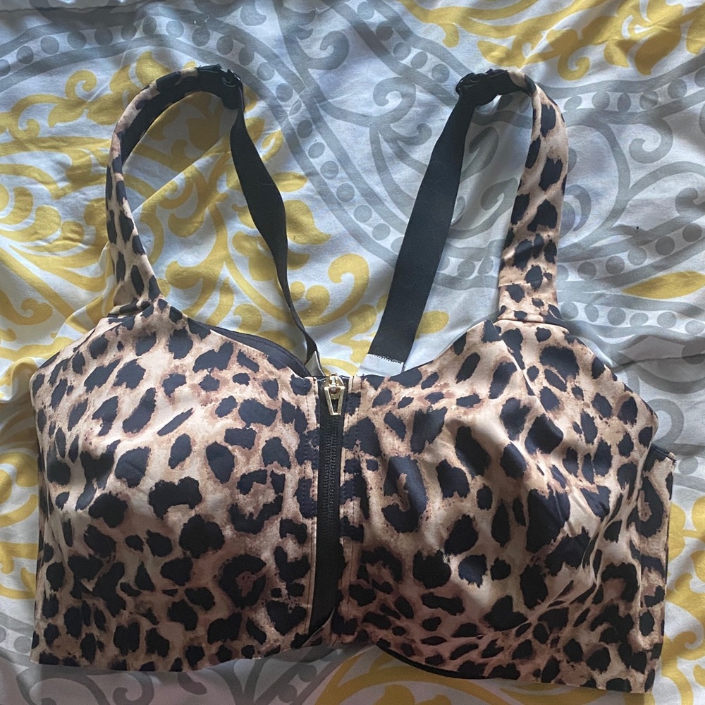 Victoria's Secret Leopard Print Bra with Black Accents